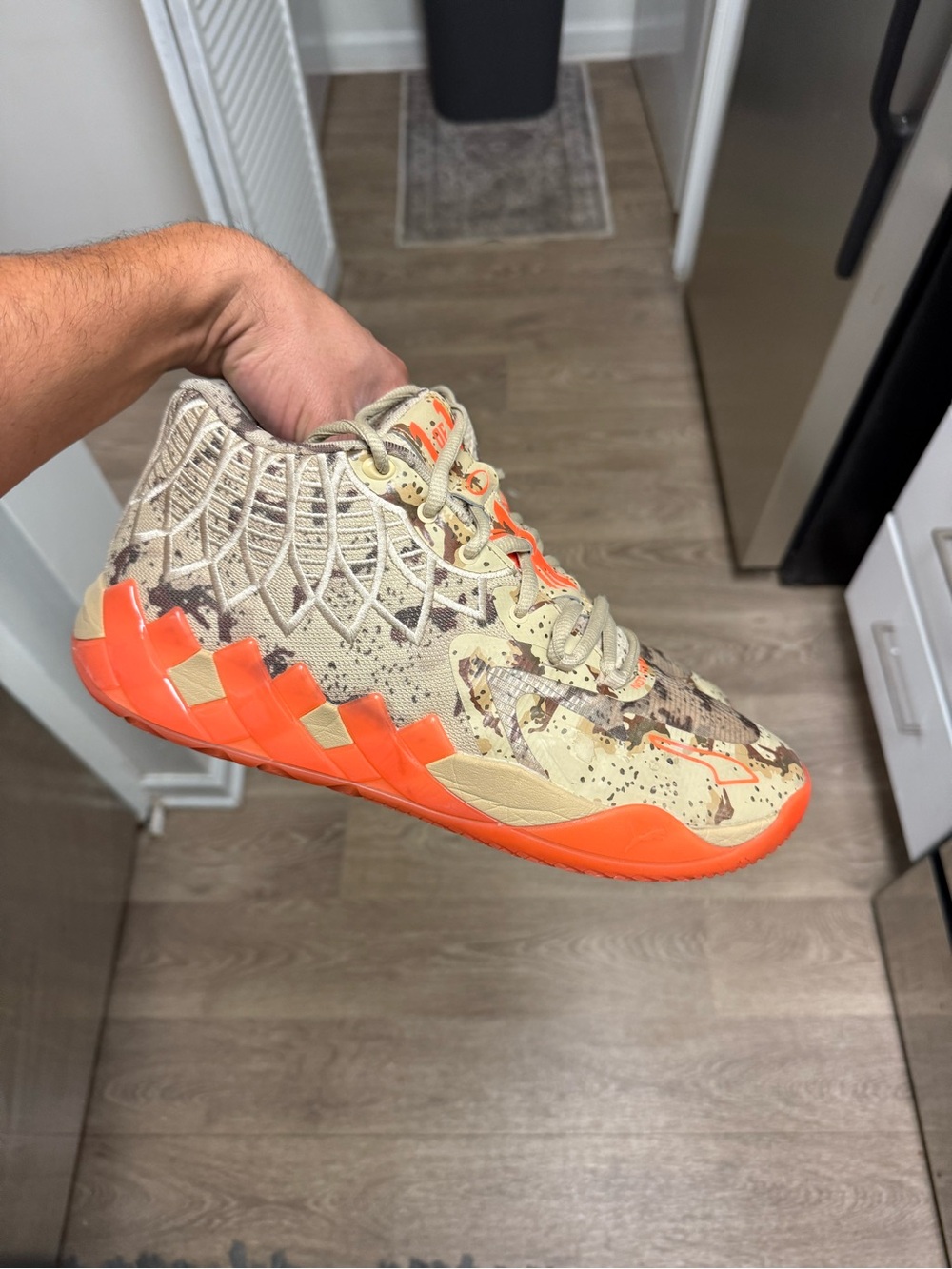 Puma MB.01 Digital Camo Pale Khaki Ultra Orange 379217-01 Men Size 12 Used